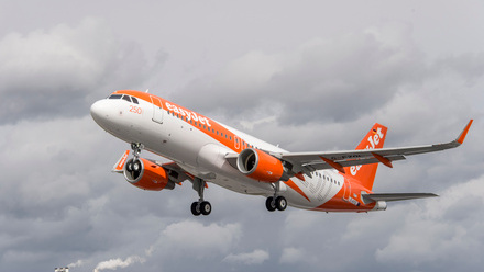 easyjet-new-paint.jpg