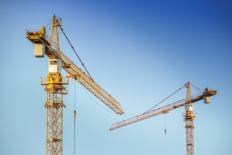 cranes-3703469_1280.jpg