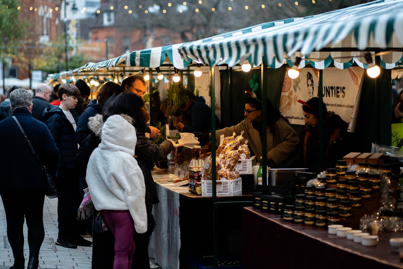 Christmas-artisan-market.jpg