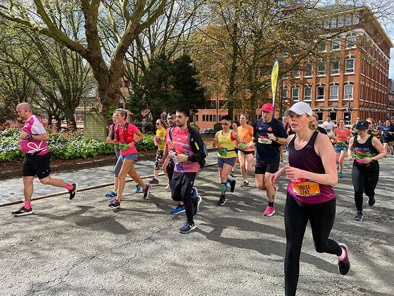 The AJ Bell Great Birmingham Run passes through St Paul’s Square.jpg